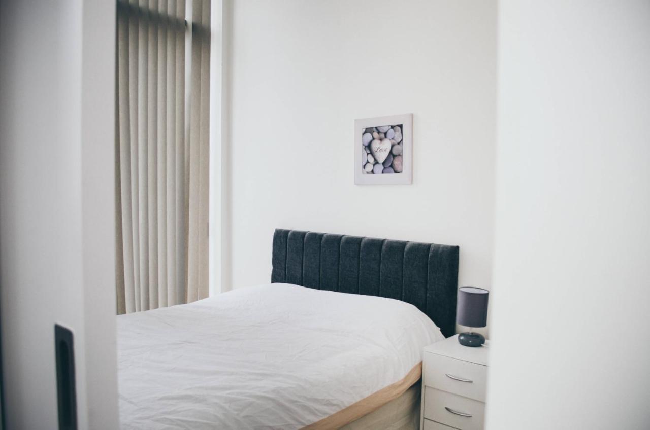 Penthouse In Liverpool City Centre - Free Parking - Balcony - By Happy Days Exteriör bild